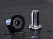 Sealing nut